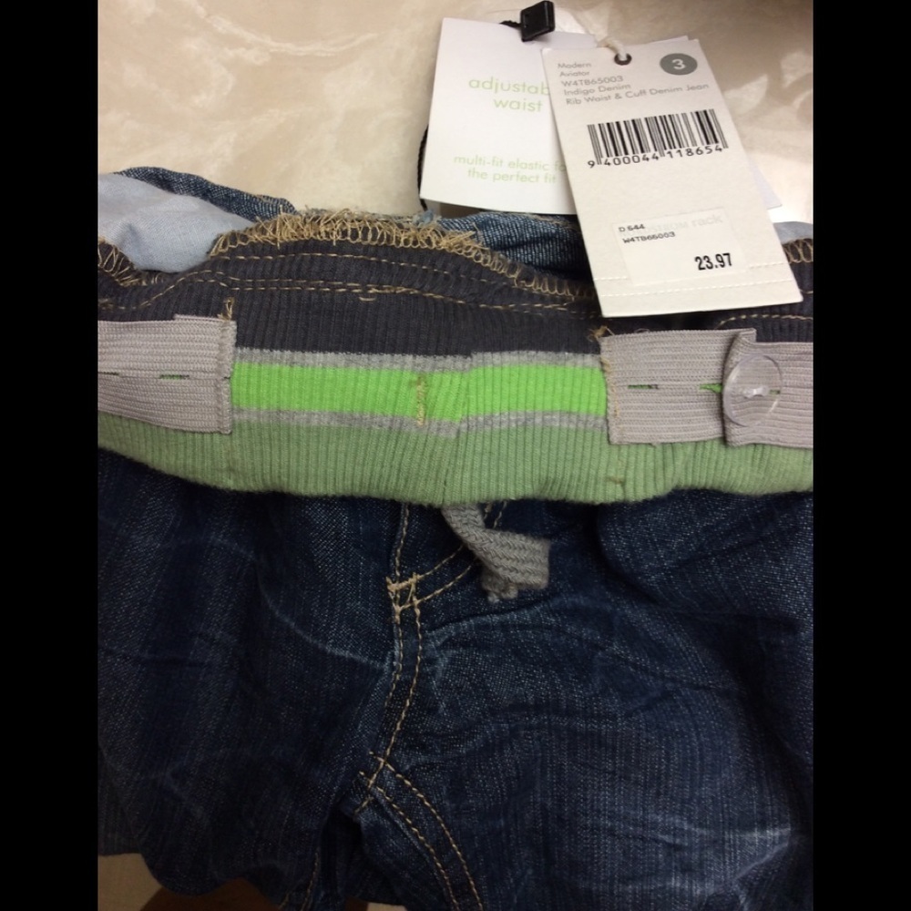 Jeans - Picture 6 of 7